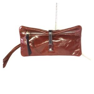 Small cognac wristlet
